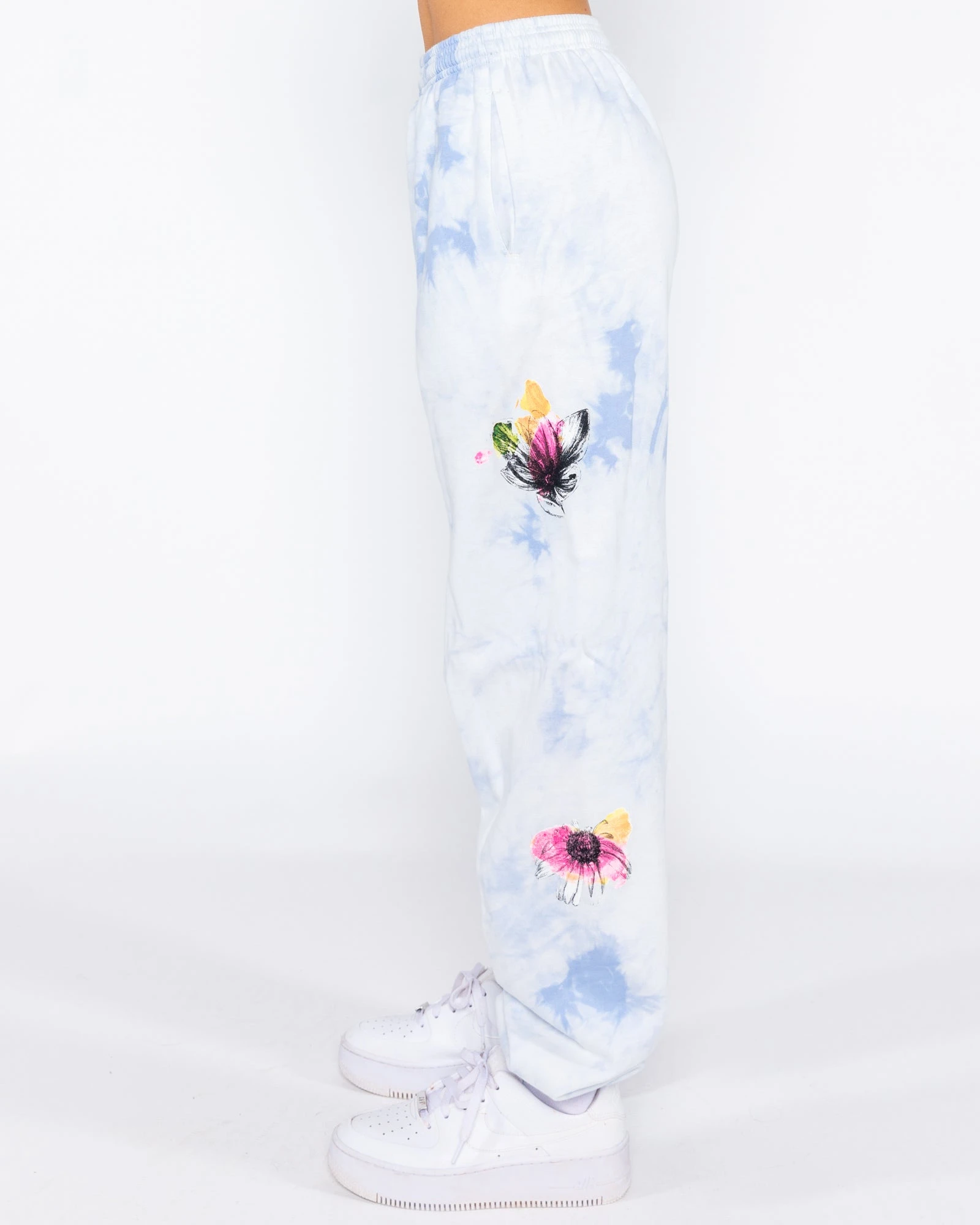BY SAMII RYAN Flower Bed Tie-Dye Sweatpants 4 BY SAMII RYAN Flower Bed Tie-Dye Sweatpants - Image 3